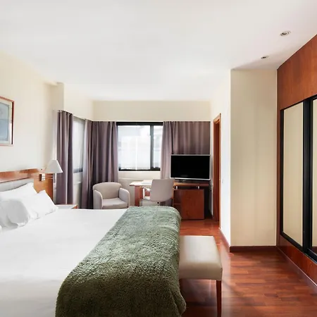 Bohemian Entenza Hotell 3*
