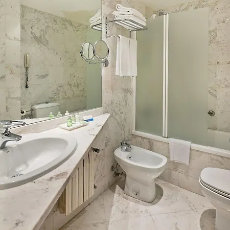 Nh Entenza Hotel 3*