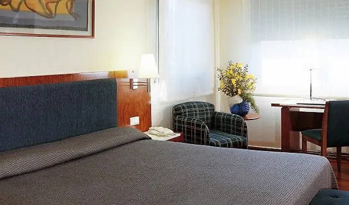 ホテル Bohemian Entenza 3*